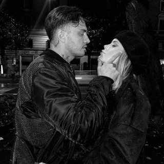 ℳℯ𝓉𝒶𝓃ℴ𝒾𝒶 (: 🍷